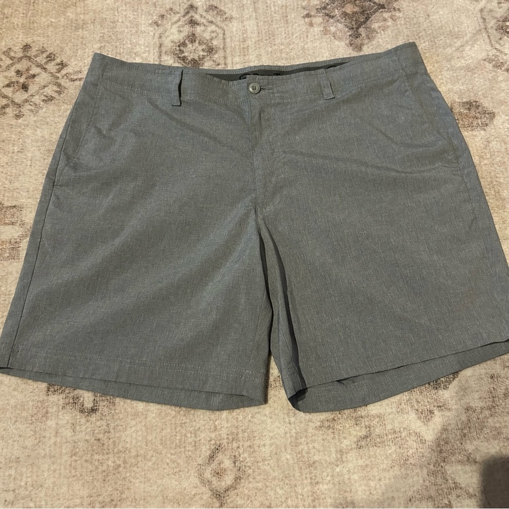 ProTour Men's Gray Casual Shorts‎ Golf Active Button Front Size 38
